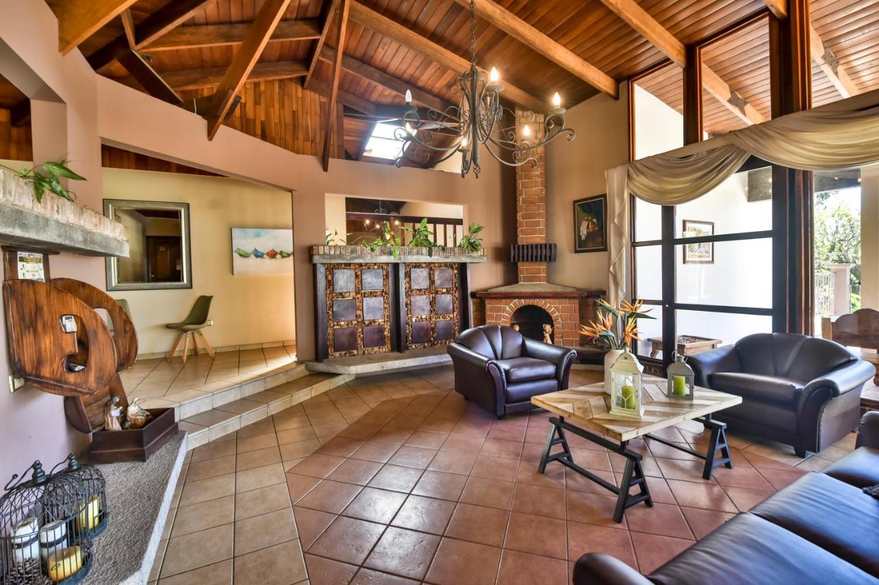 La Riviera Hotel San Antonio De Belen Dış mekan fotoğraf